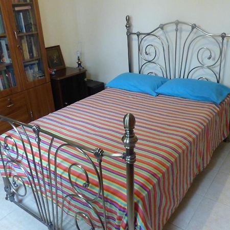 Kalampakas Guesthouse Larnaca Esterno foto