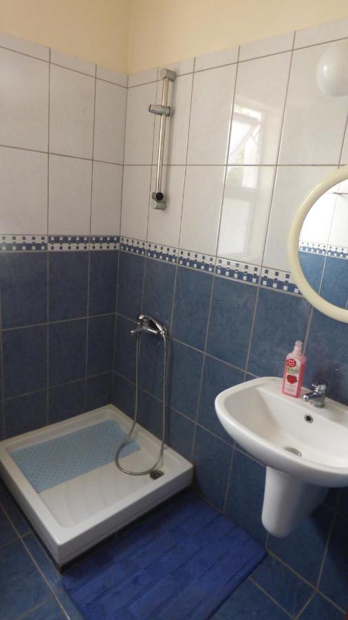 Kalampakas Guesthouse Larnaca Esterno foto