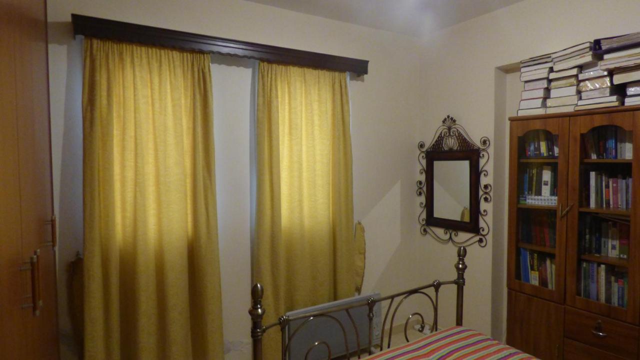 Kalampakas Guesthouse Larnaca Esterno foto